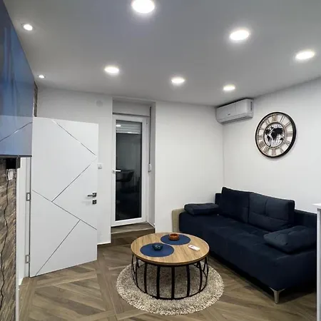 Apartment Very Lux